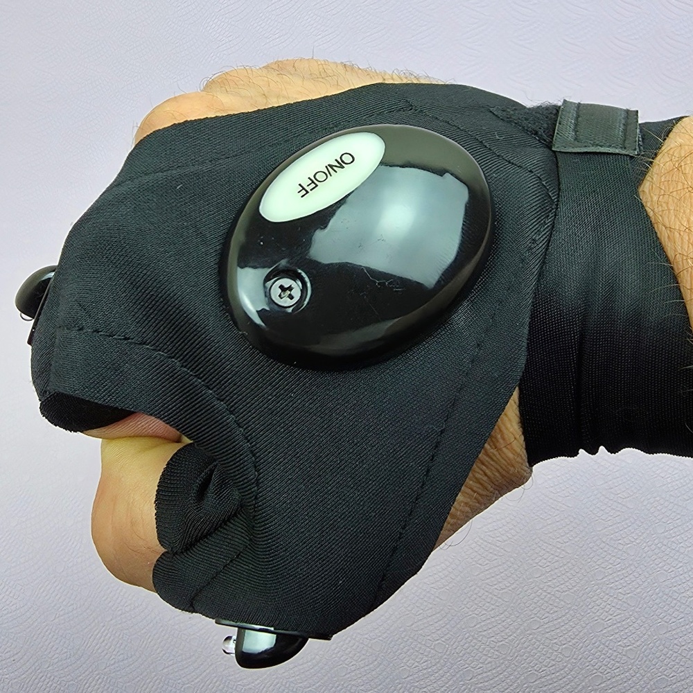 LED Flashlight Gloves Hands Free Light for Fishing Repair Camping Outdoor